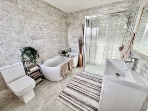 Bath & Shower Room- click for photo gallery